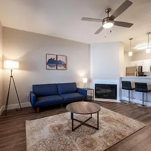  Apartment Chic Modern 1br At Lookout Mountain By Gia United States